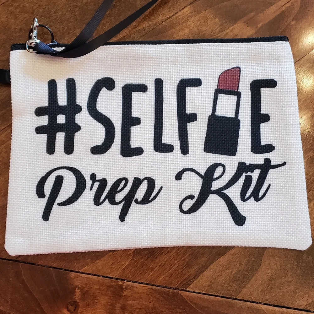 # SELFIE Prep Kit Makeup Bag